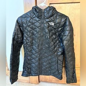 Womens Thermoball North Face coat